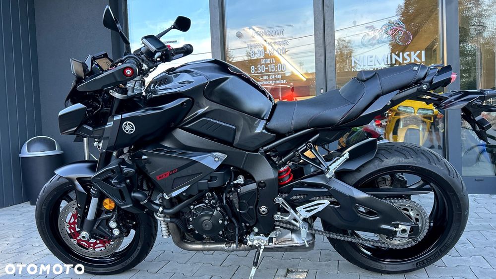 Yamaha MT - 26