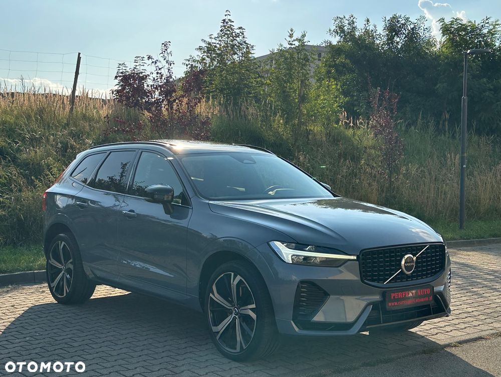 Volvo XC 60 B4 D Ultimate Dark - 19