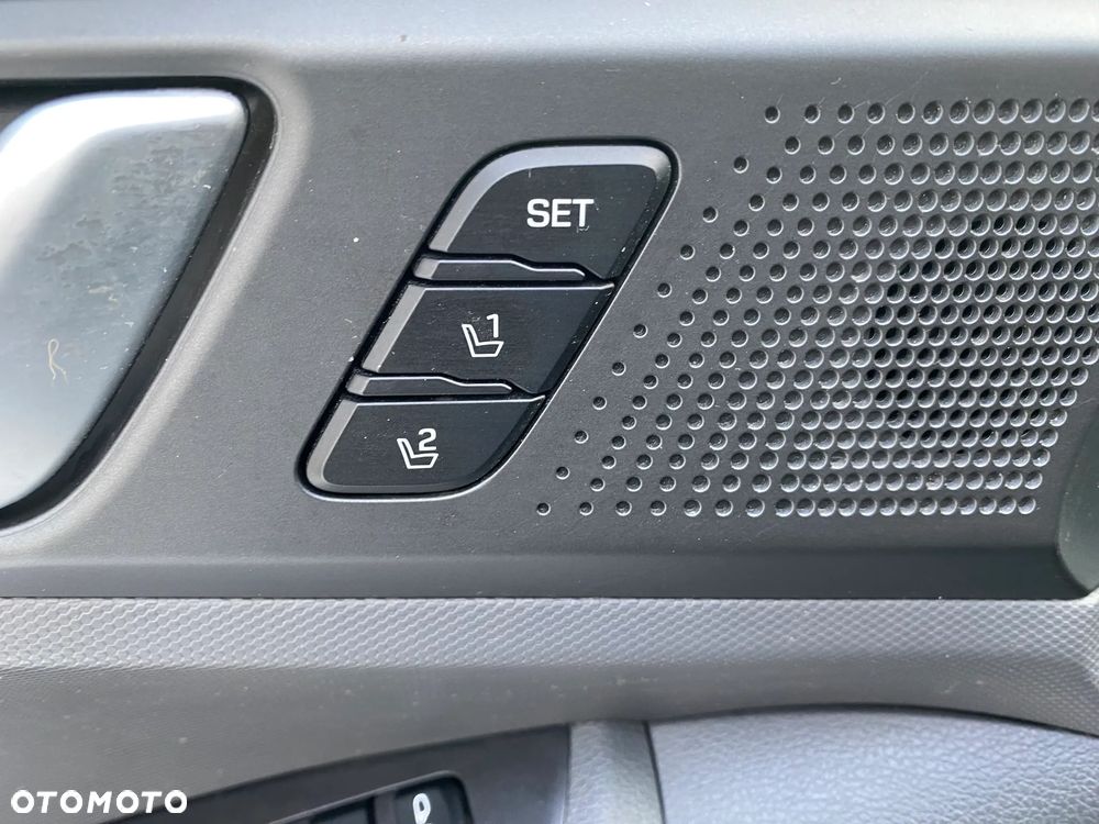 Hyundai IONIQ Plug-in hybrid Premium - 19