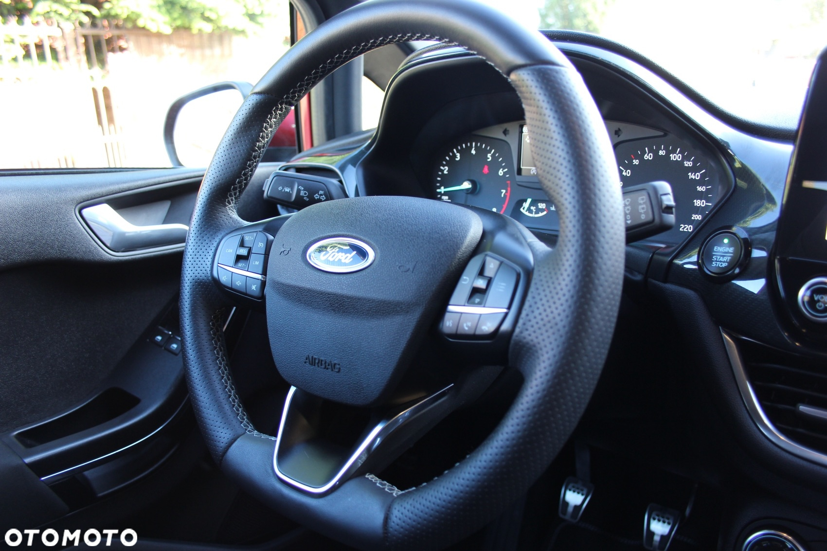 Ford Fiesta 1.0 EcoBoost Start-Stop ST-LINE - 25