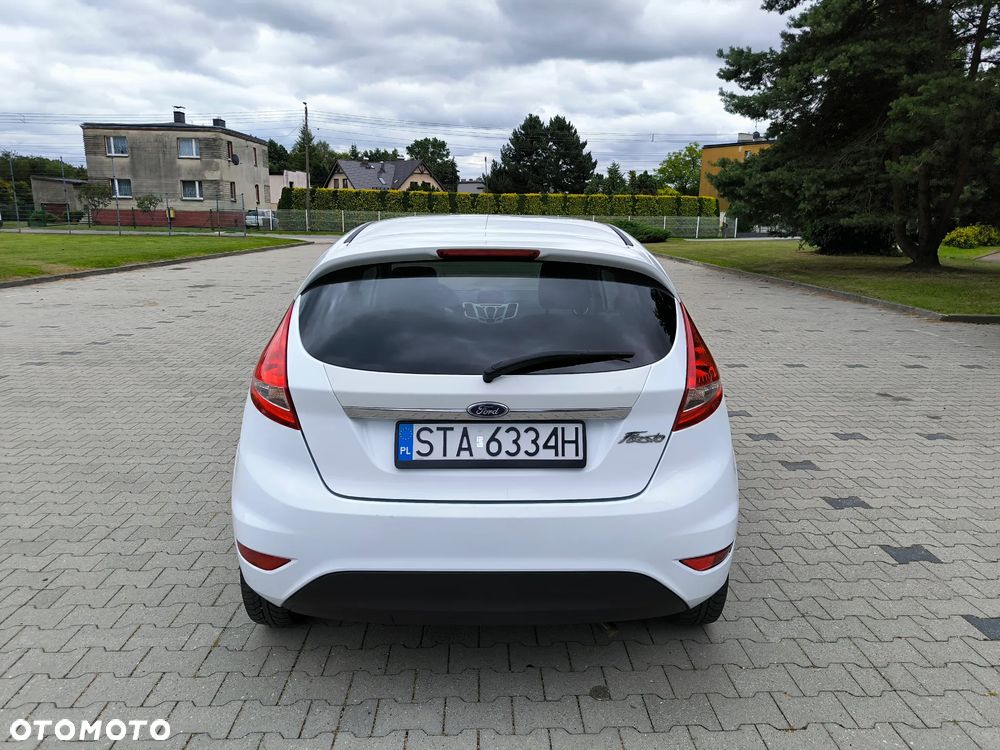 Ford Fiesta 1.4 Titanium EU5 - 6