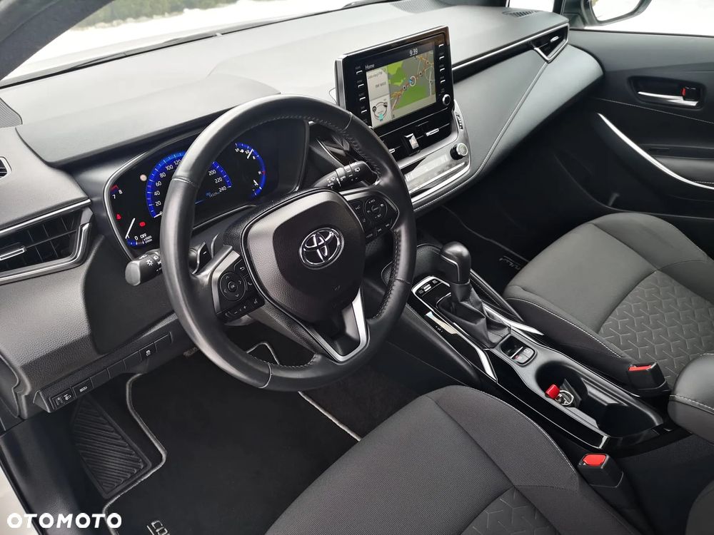 Toyota Corolla - 4