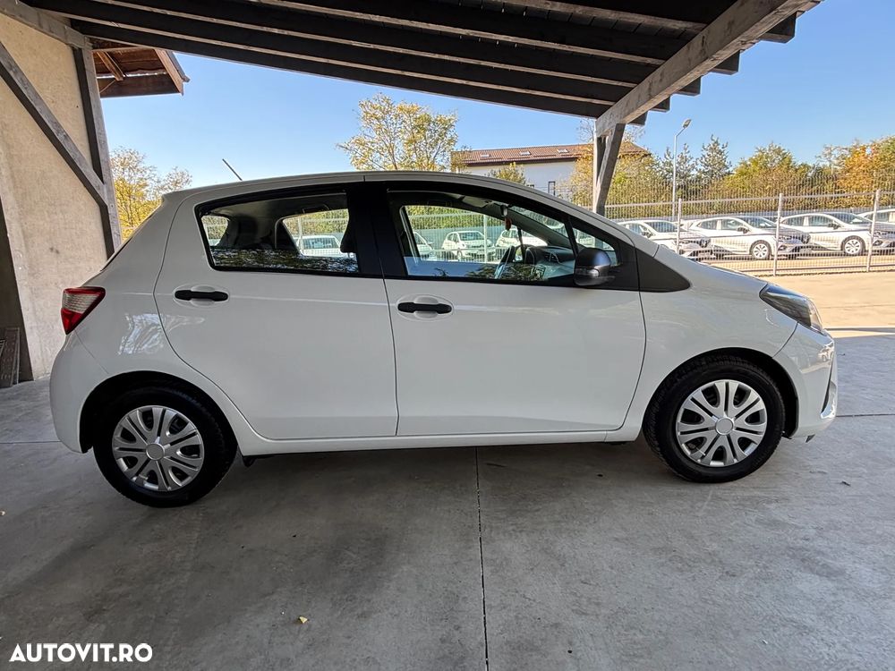 Toyota Yaris 1.0 L VVT-i Terra - 11