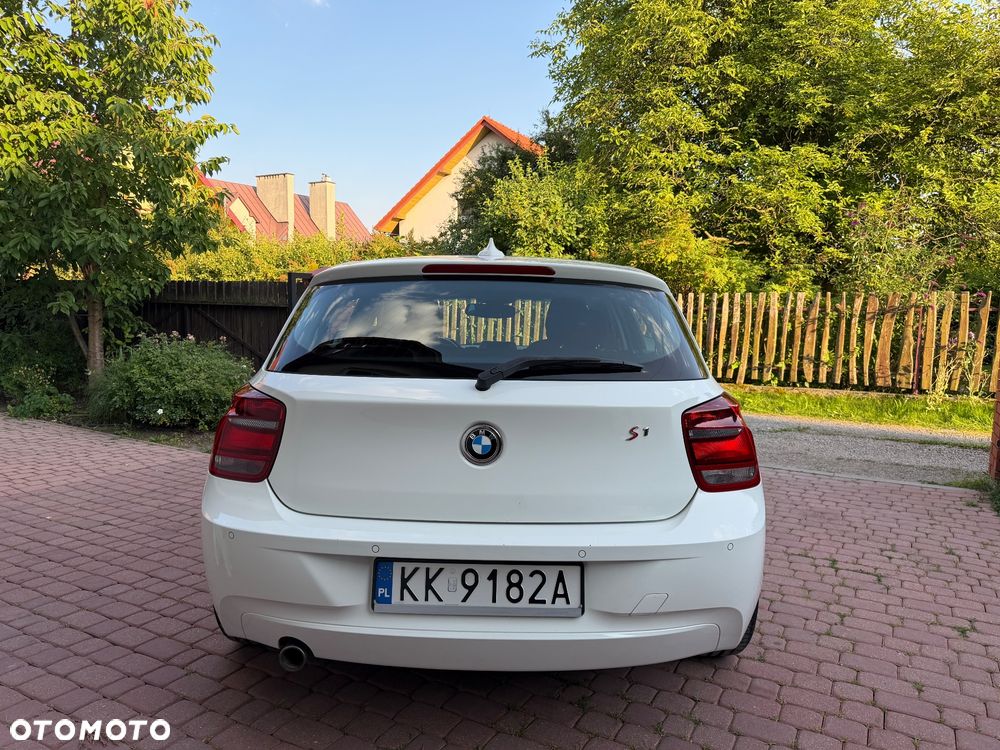 BMW Seria 1 116d - 5