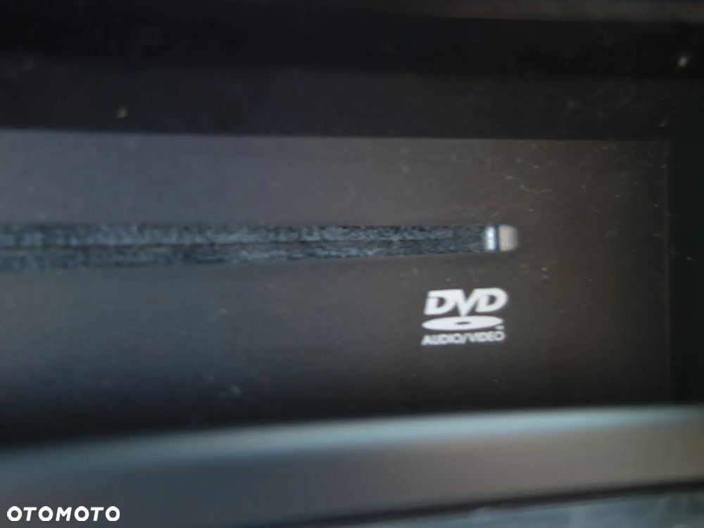 Chrysler Town & Country 3.6 Limited - 16