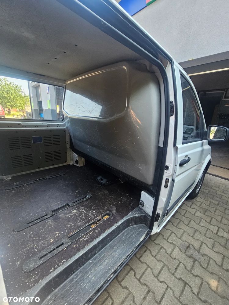 Mercedes-Benz Vito - 11