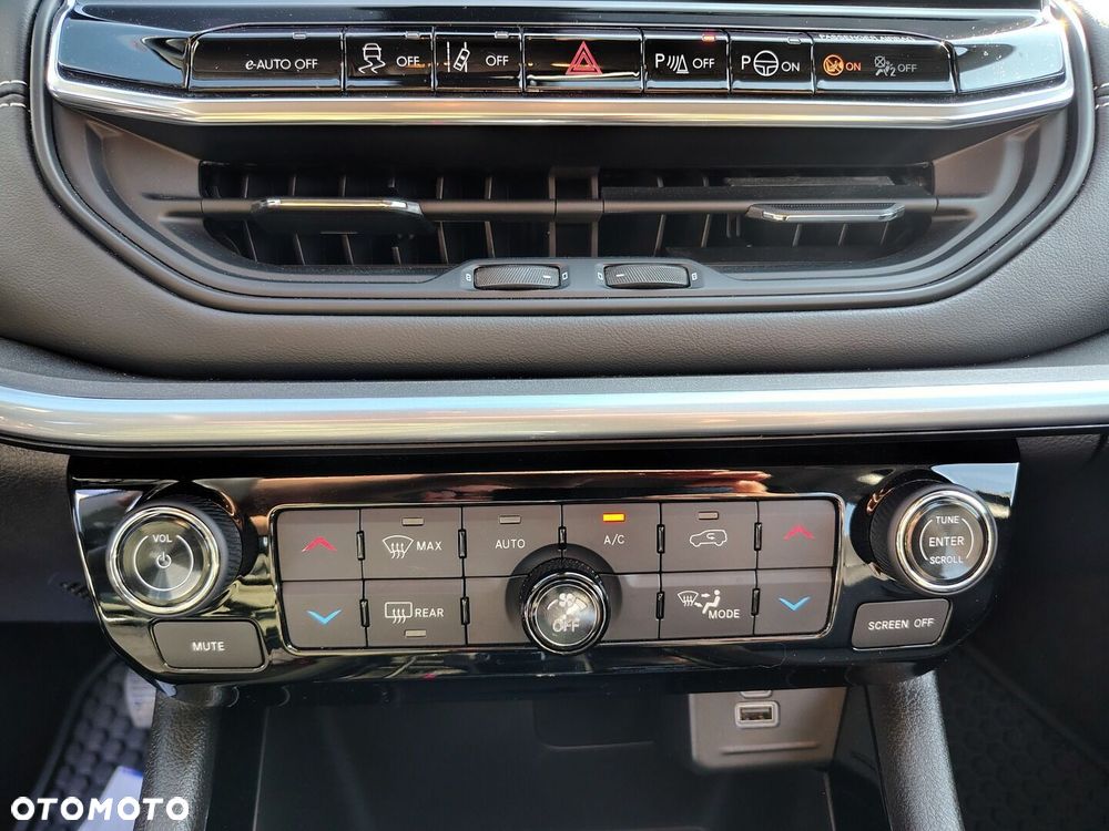 Jeep Compass - 17
