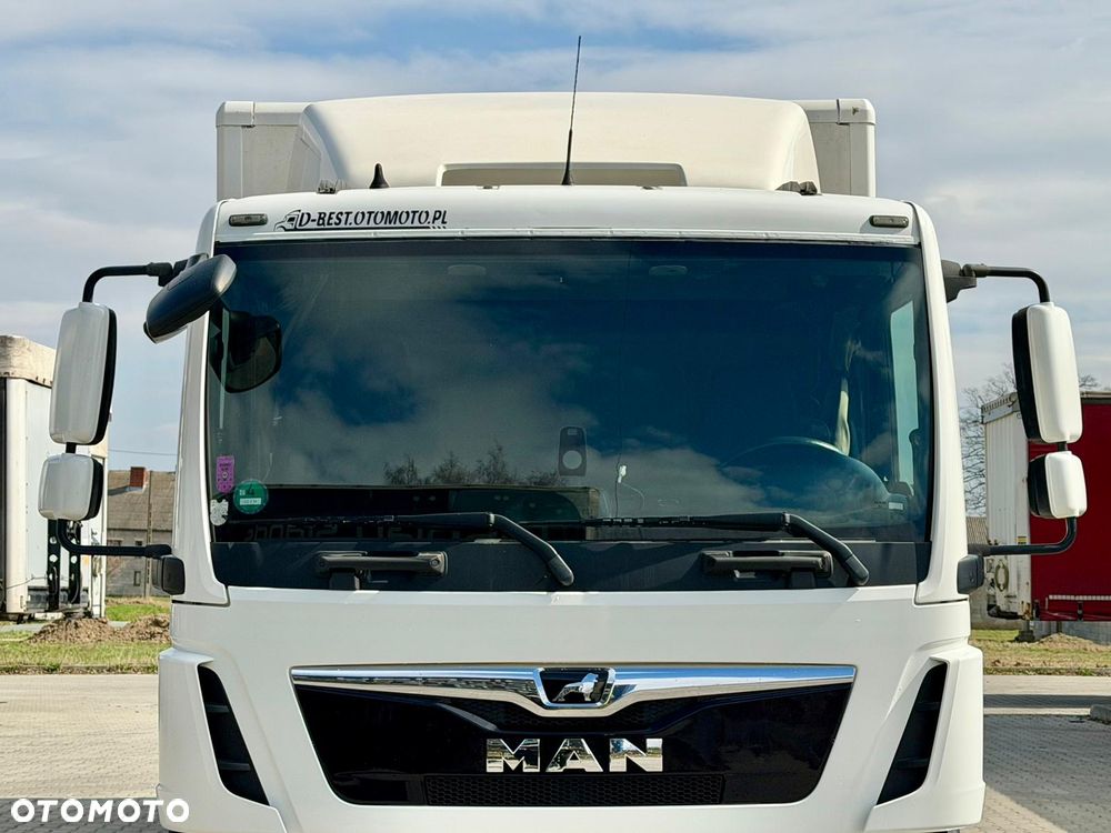 MAN TGL 12.250 / KONTENER / WINDA / 310 TYŚ KM / EURO 6 / SYPIALKA / 5 232 KG ŁADOWNOŚCI / 2018 ROK - 12