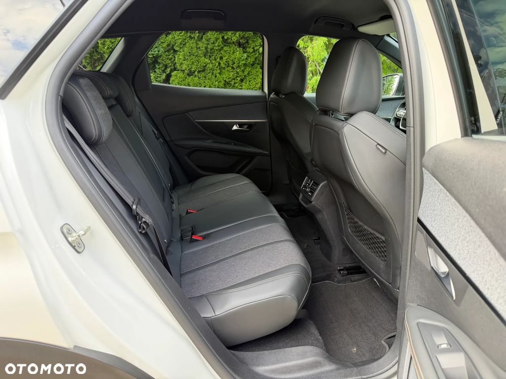 Peugeot 3008 1.6 PureTech GPF GT Line S&S EAT8 - 37