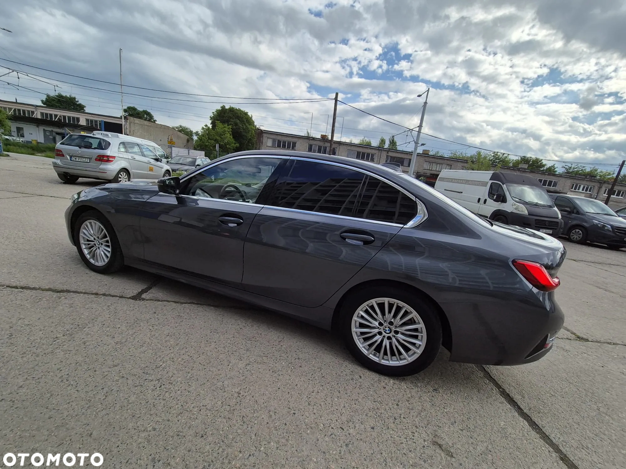 BMW Seria 3 318i M Sport - 37