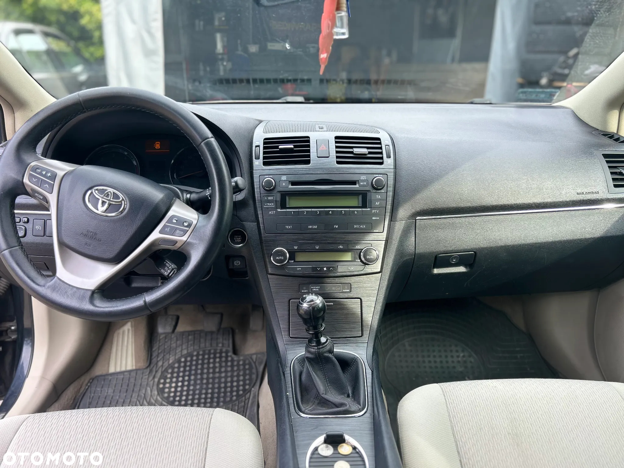 Toyota Avensis 2.0 D-4D Luna - 16