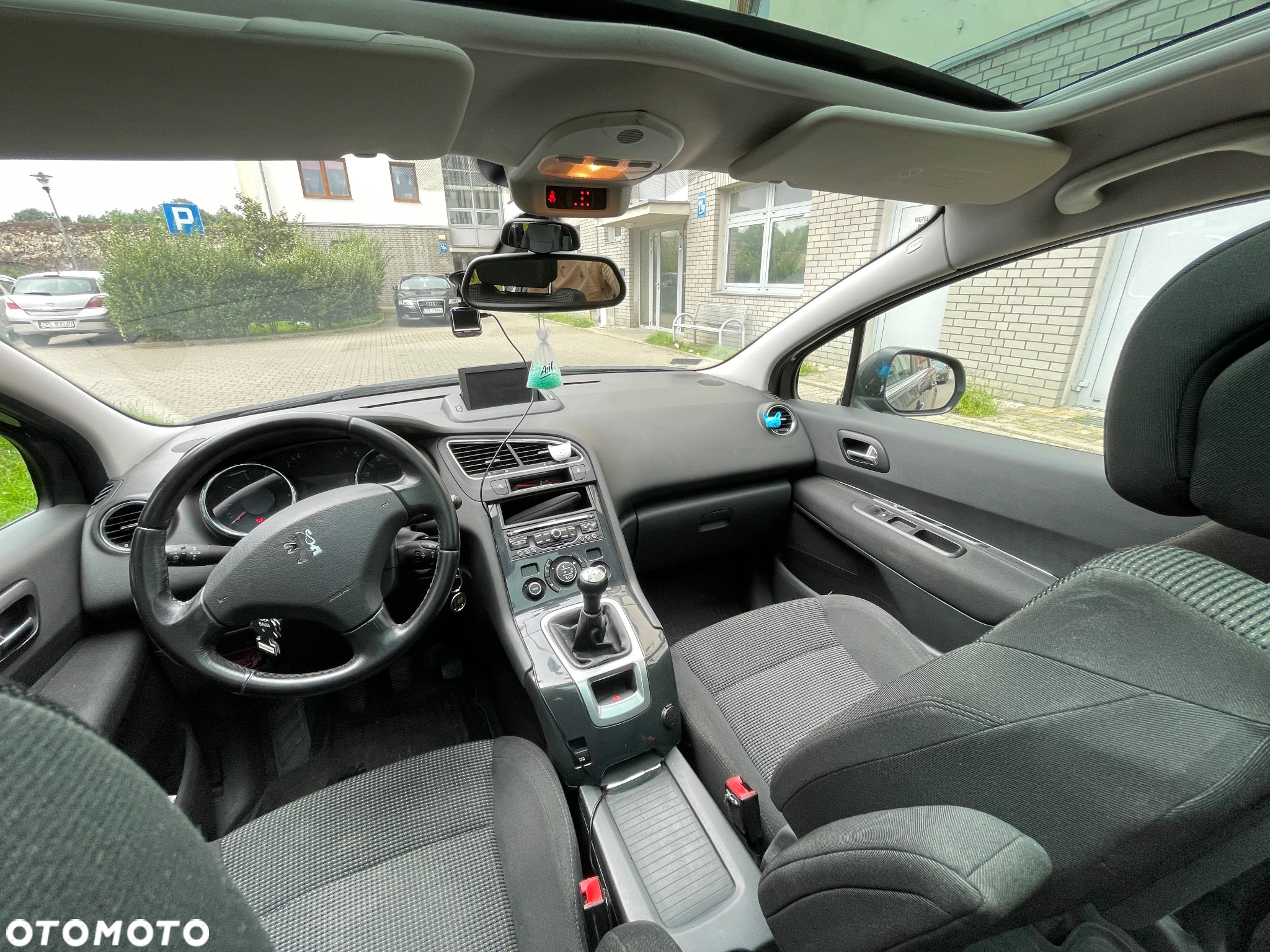 Peugeot 5008 - 4