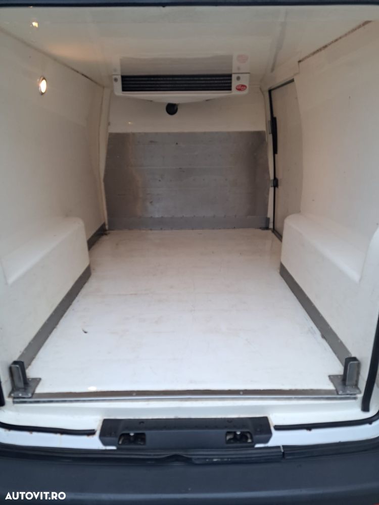 Volkswagen TRANSPORTER - 4