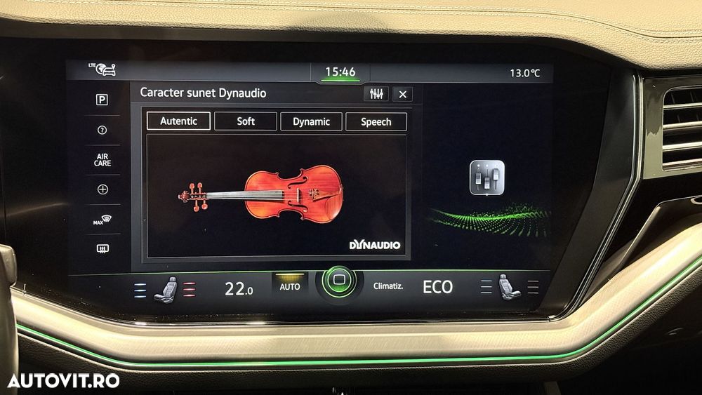 Volkswagen Touareg - 39