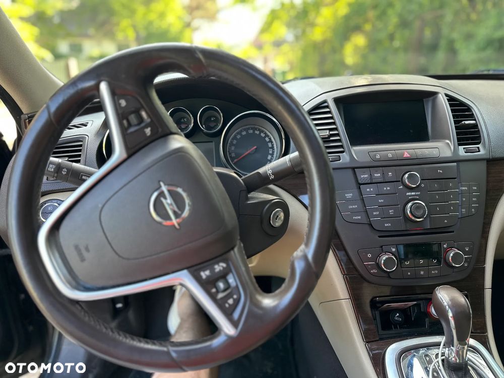 Opel Insignia 2.0 CDTI Cosmo - 11