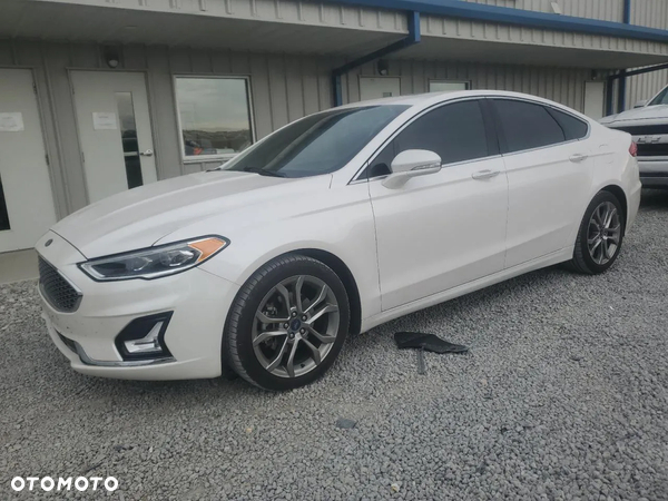 Ford Mondeo 2.0 Hybrid Titanium