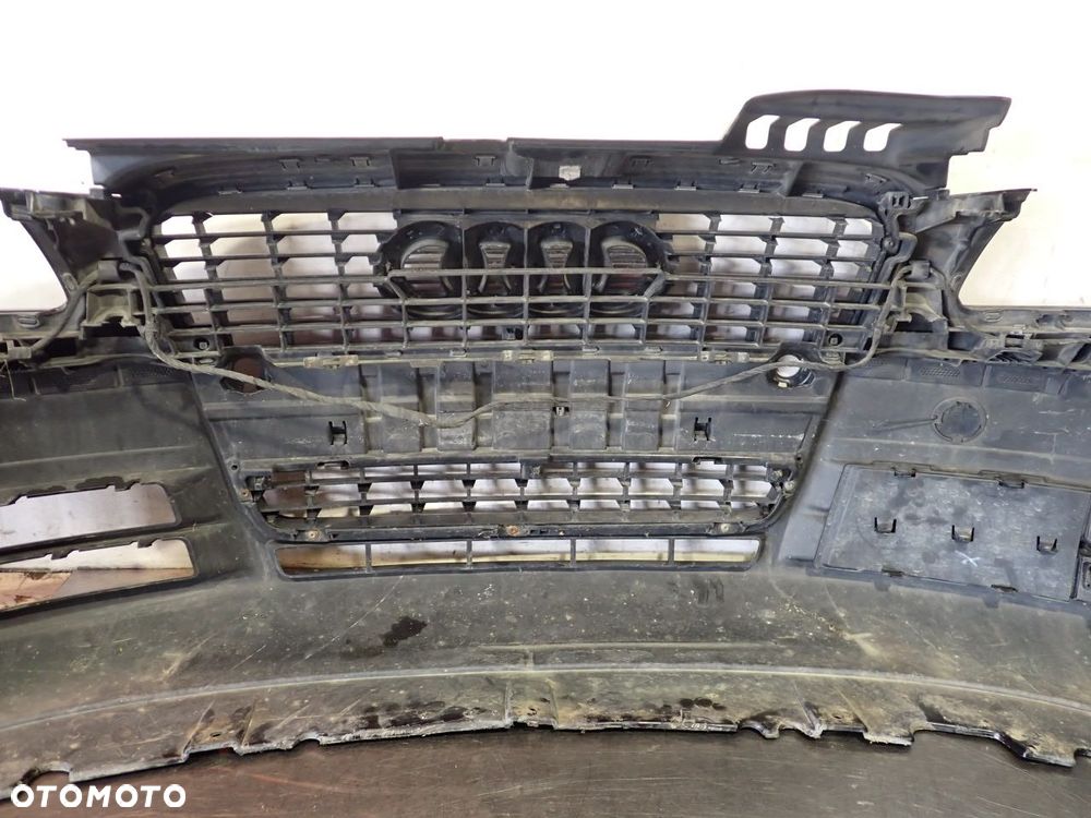 ZDERZAK PRZÓD AUDI A4 B7 - 23