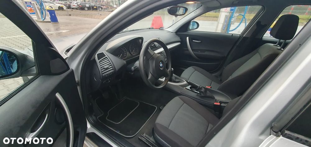BMW Seria 1 116i - 3
