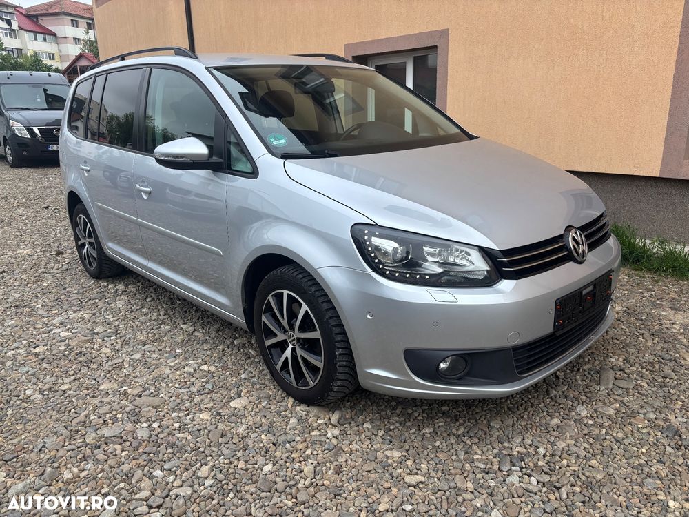 Volkswagen Touran 1.6 TDI DPF BlueMotion Technology DSG Comfortline - 2