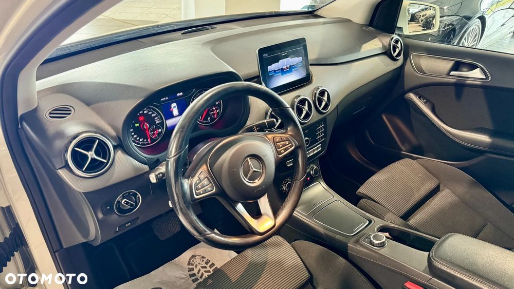 Mercedes-Benz Klasa B 180 (CDI) d 7G-DCT Style - 11