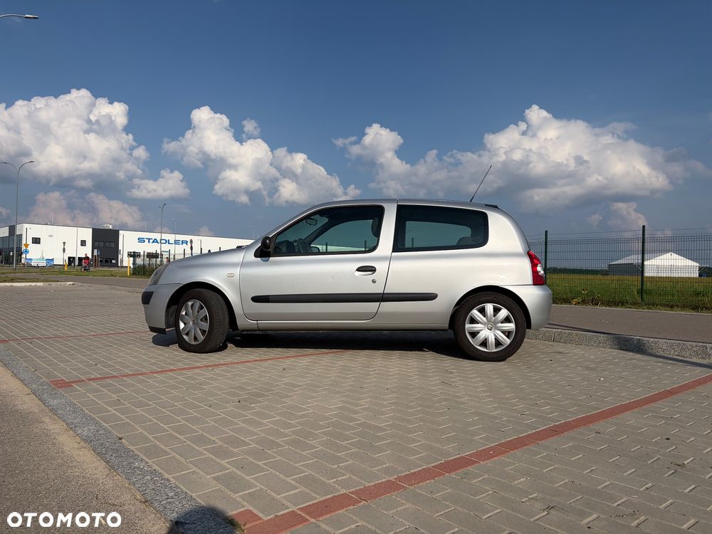 Renault Clio 1.2 Campus - 6