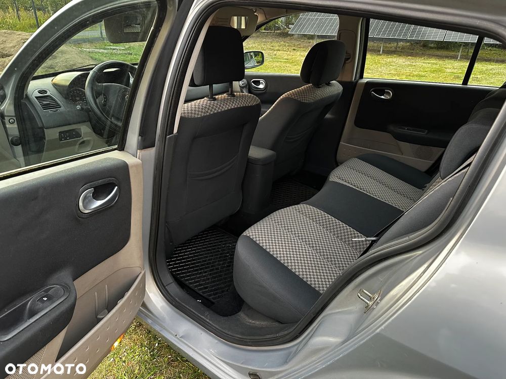 Renault Megane - 10