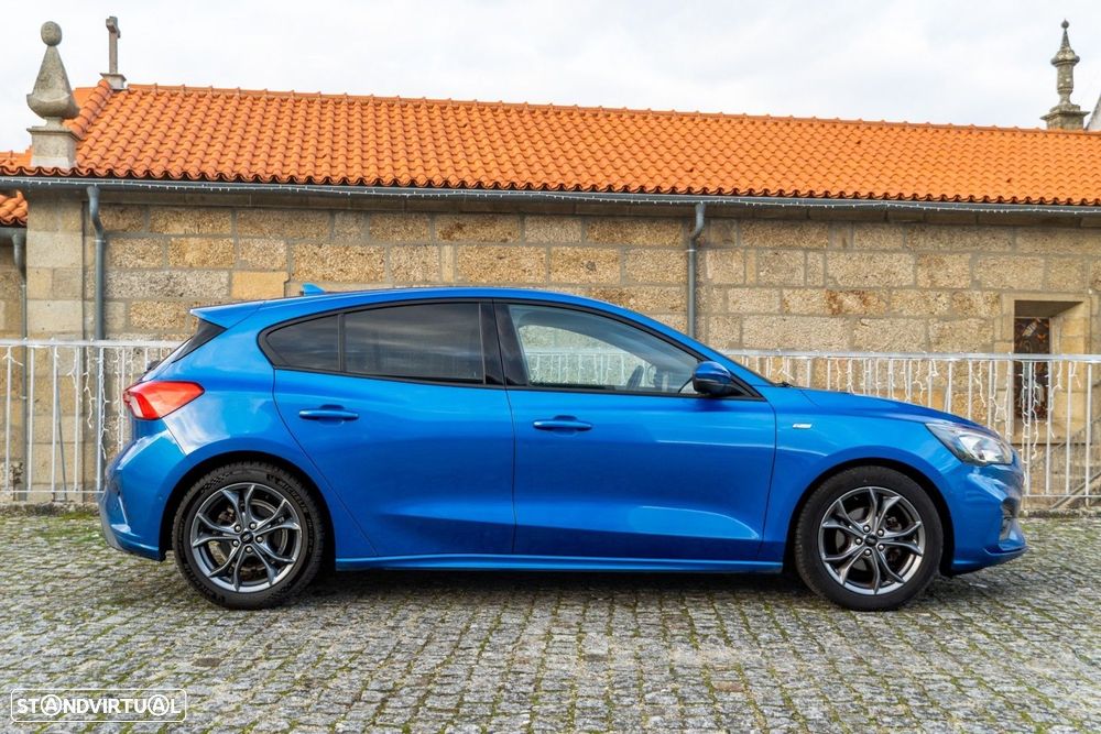 Ford Focus 1.0 EcoBoost MHEV ST-Line - 13
