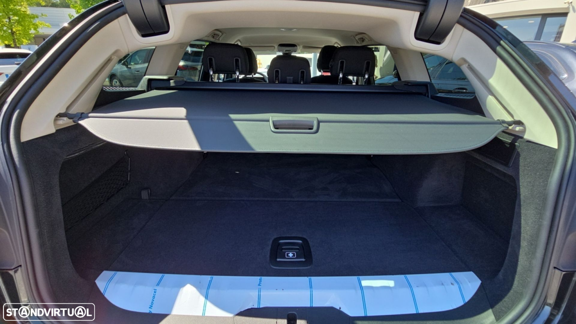 BMW 320 e Touring Auto - 15
