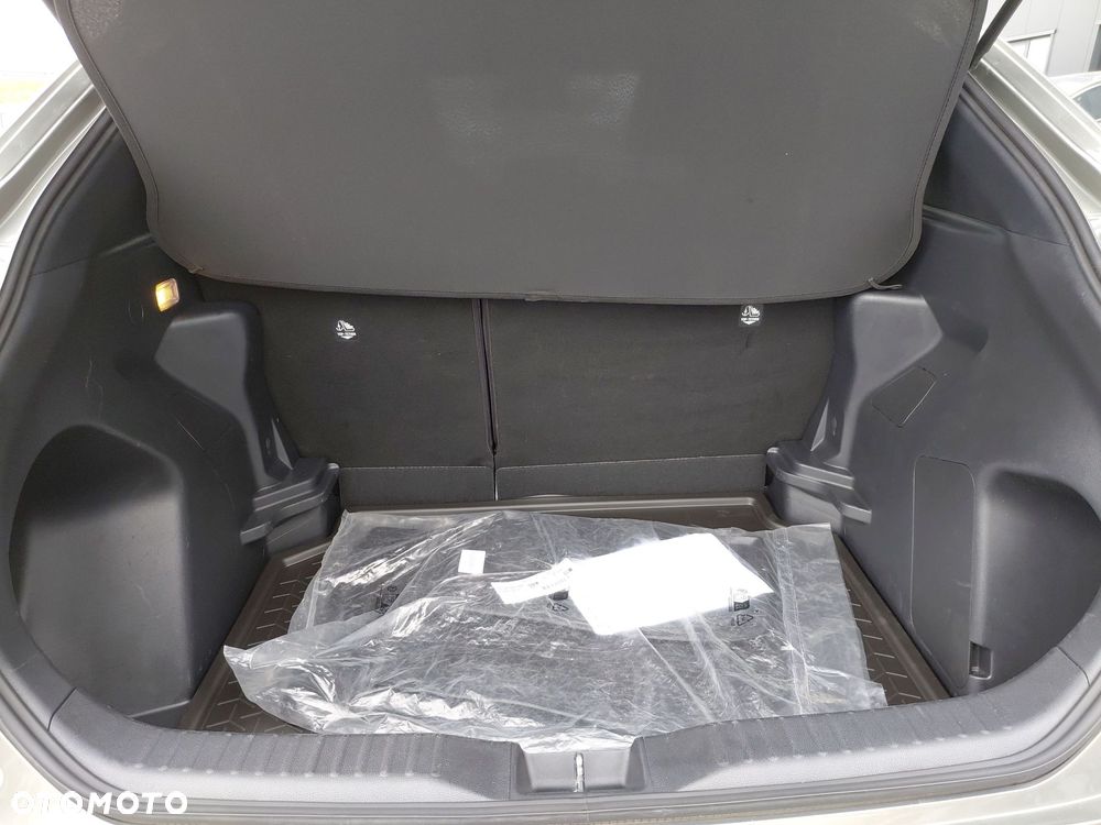 Toyota Yaris Cross - 13