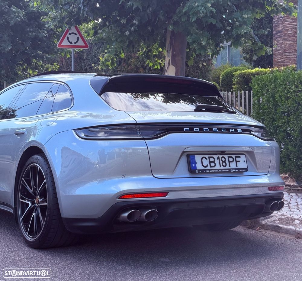 Porsche Panamera Sport Turismo 4S E-Hybrid - 12