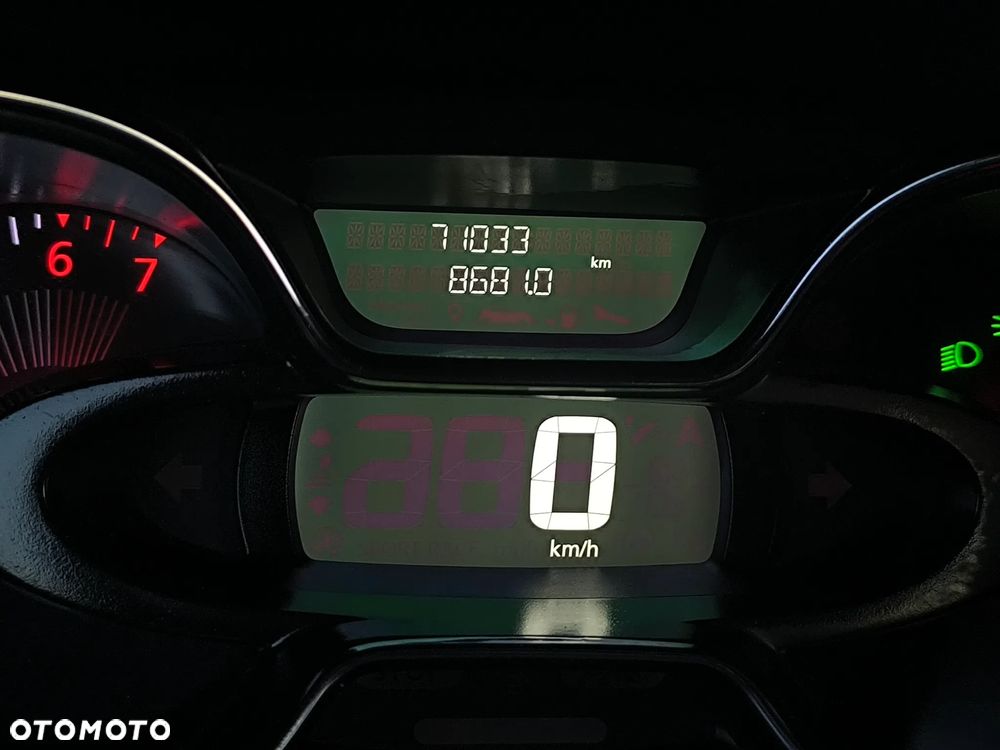 Renault Captur 0.9 Energy TCe Limited - 27