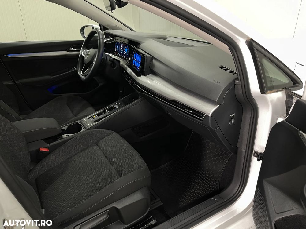 Volkswagen Golf 1.5 eTSI MHEV 150CP DSG Life - 10