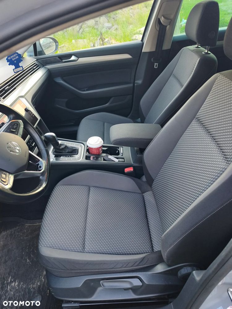 Volkswagen Passat 2.0 TDI EVO Elegance DSG - 12