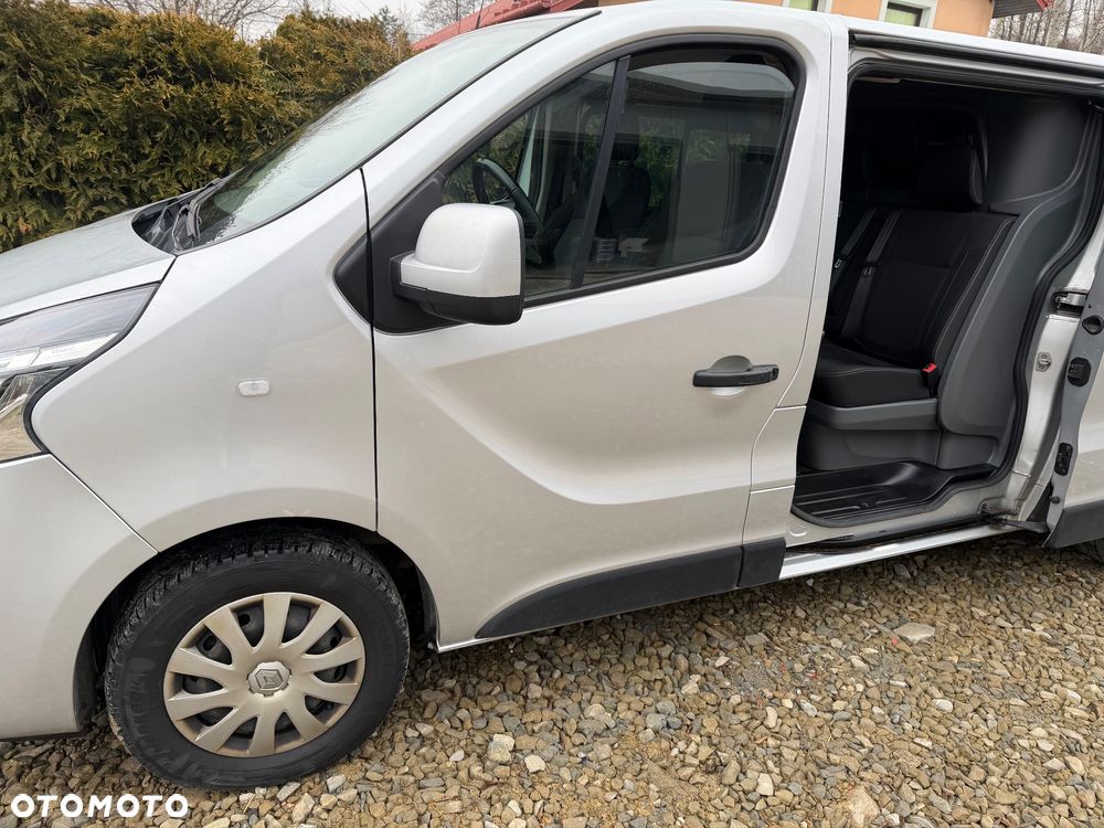 Renault Trafic - 12