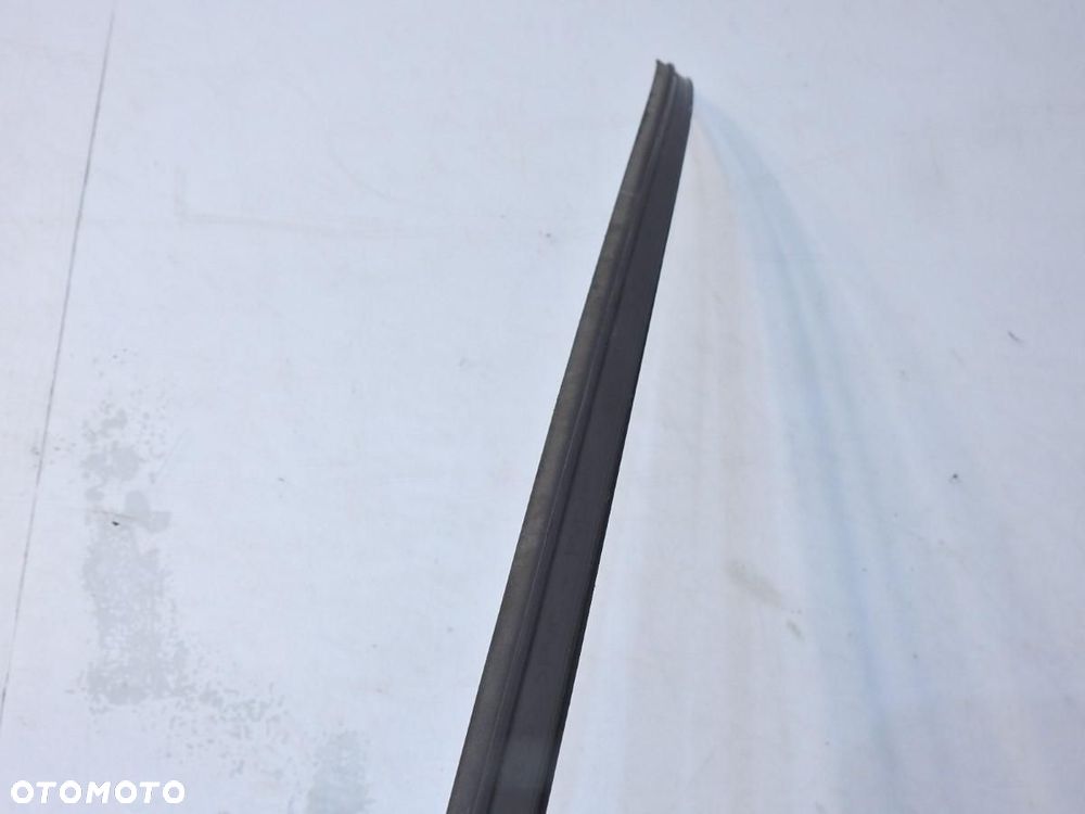 MASKOWNICA LISTWY DACHOWEJ LEWA AUDI A4 B7 AVANT 8E9853709 - 6