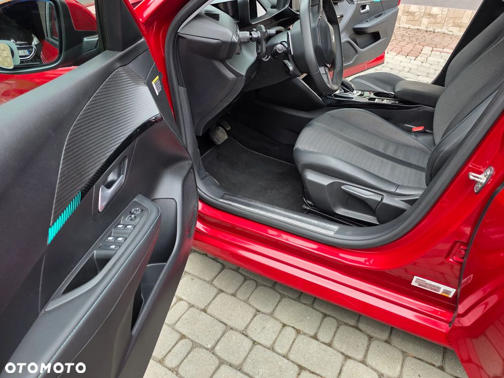 Peugeot 208 PureTech 100 EAT8 Active Pack - 12