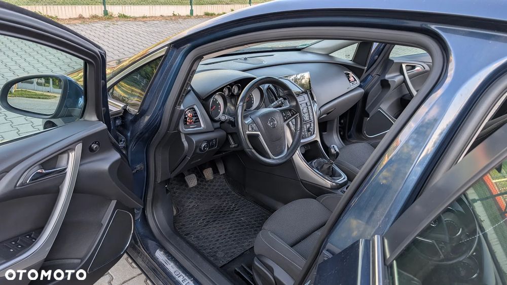 Opel Astra 1.4 T Cosmo - 13