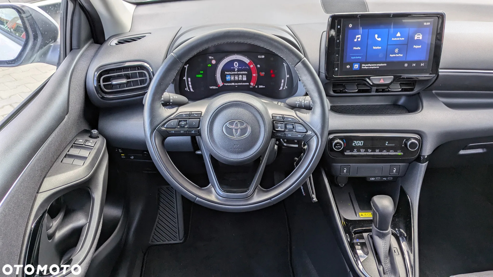 Toyota Yaris Hybrid 1.5 Style - 10