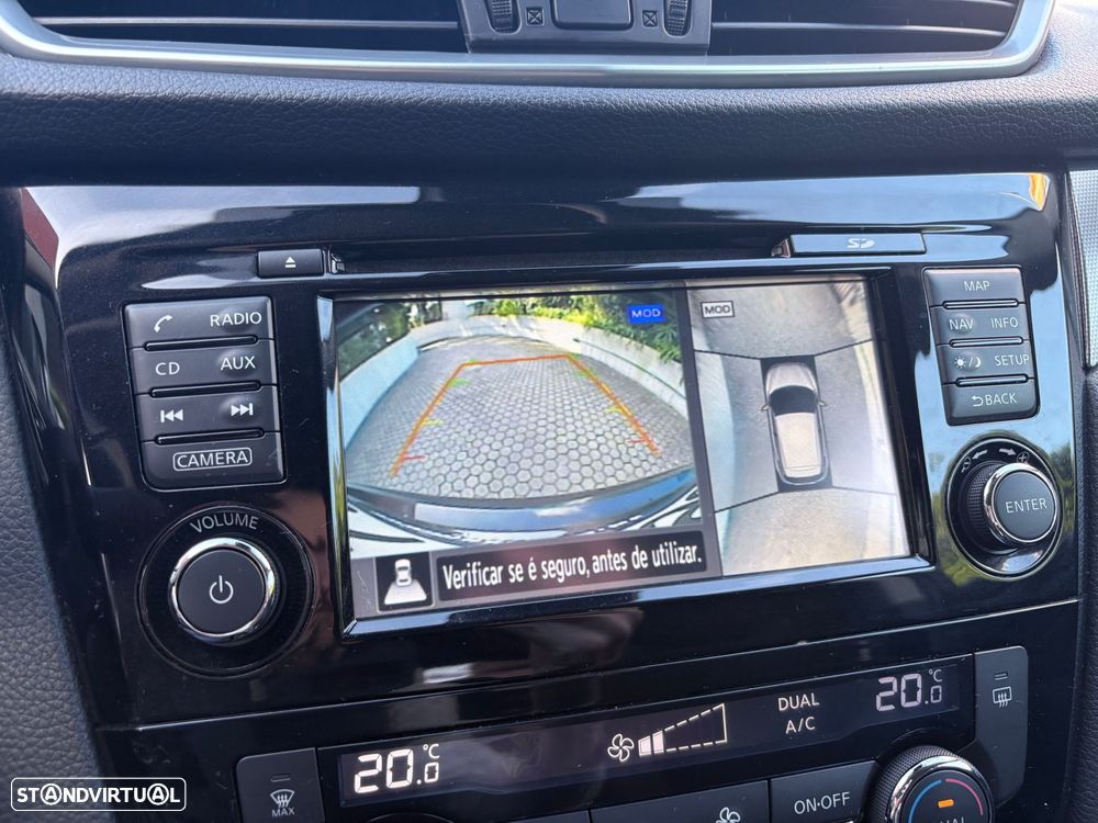 Nissan Qashqai 1.2 DIG-T N-Connecta 18 - 42