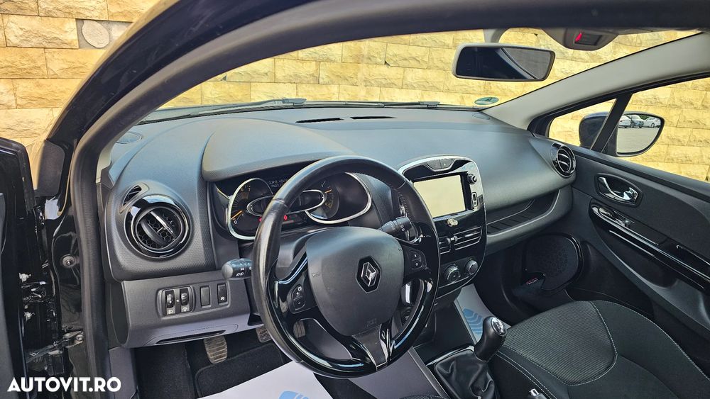 Renault Clio (Energy) TCe 90 Bose Edition - 20