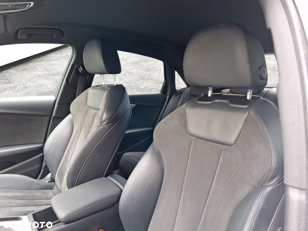 Audi A4 Limousine - 15