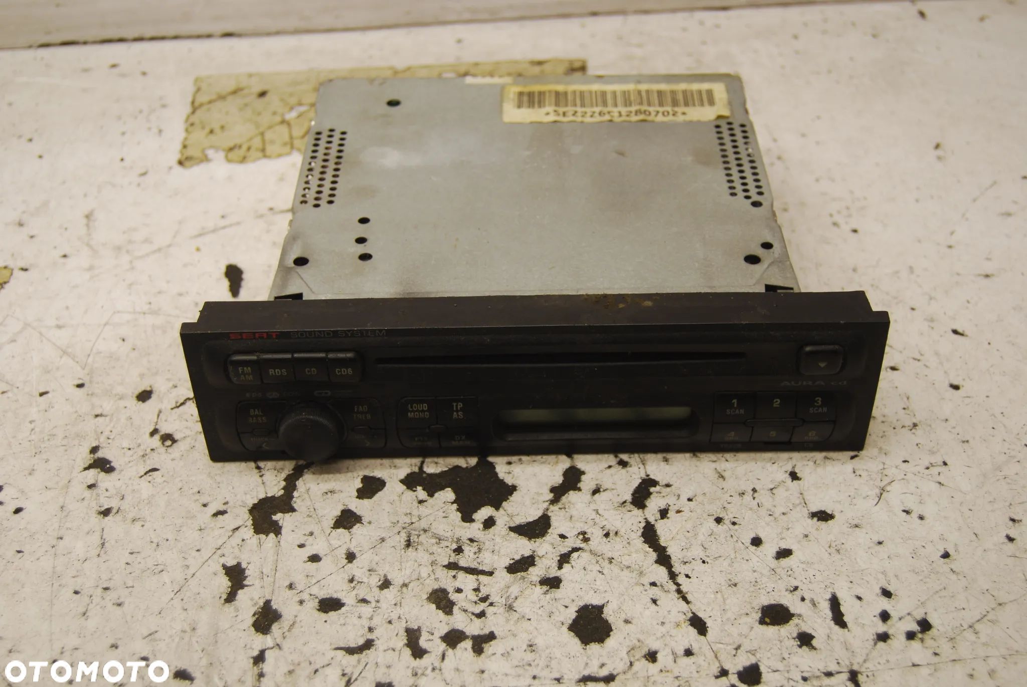 RADIO FABRYCZNE AURA CD 1M0035186K SEAT LEON I TOLEDO II - 1