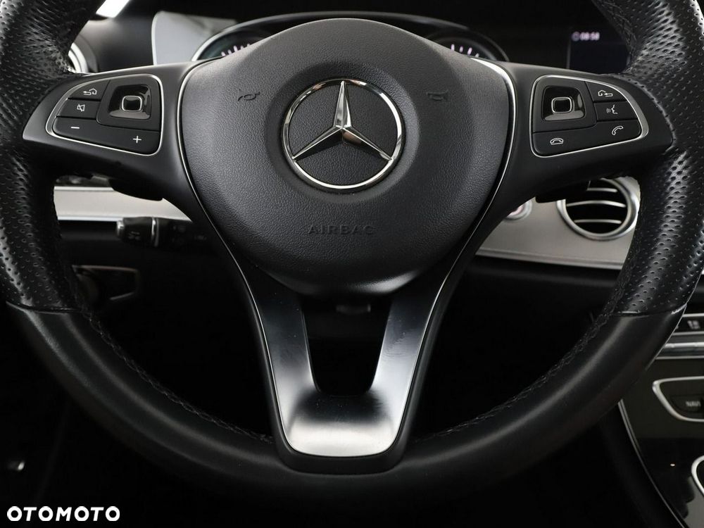 Mercedes-Benz Klasa E 220 d Avantgarde - 22