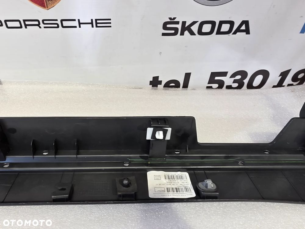 KIA SPORTAGE V 21- LEWA ŁADNA LISTWA PROGOWA 87753-R2000 NR AUKCJI PR457 - 10