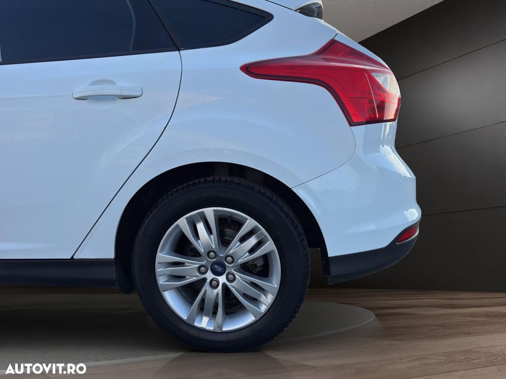 Ford Focus - 20