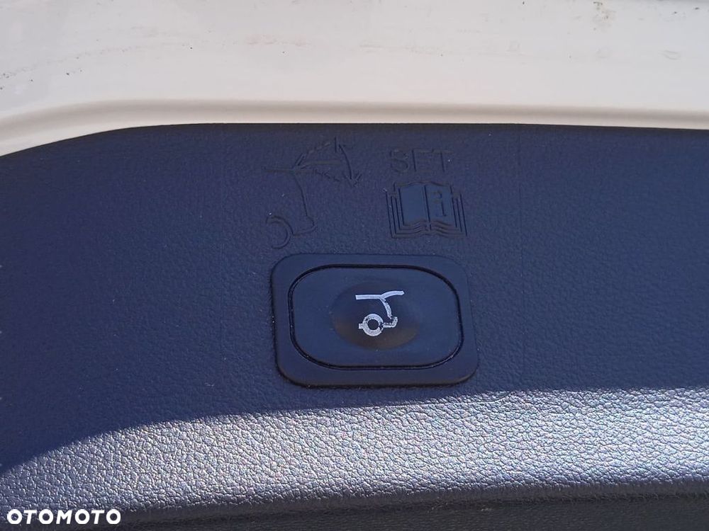 Ford Kuga 1.5 EcoBoost 2x4 Titanium - 38