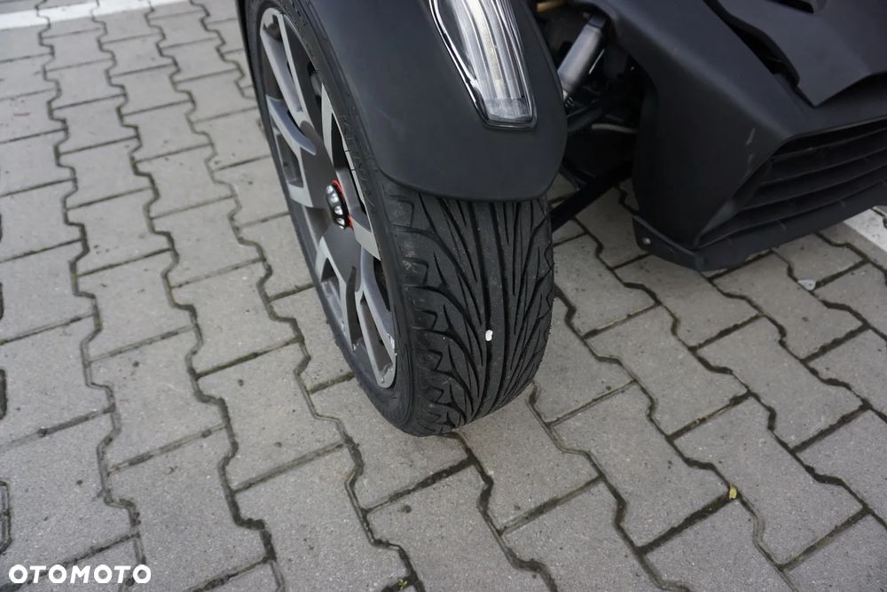 Can-Am Ryker - 9
