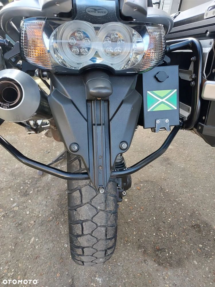 Moto Guzzi Stelvio - 24