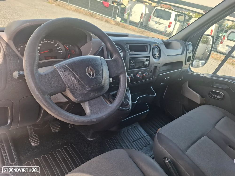 Renault MASTER 2.3CDTI 3LUGARES - 4