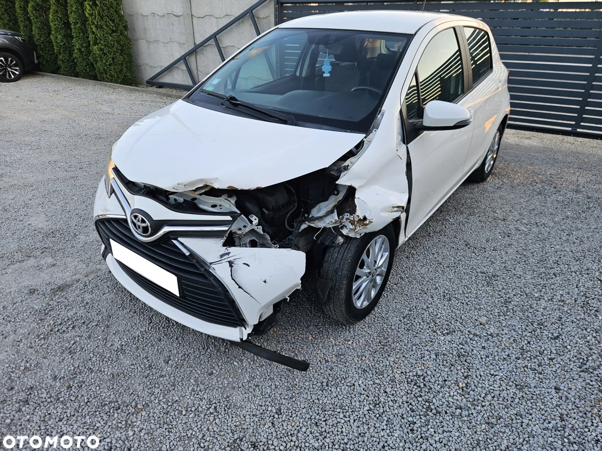 Toyota Yaris 1.4 D-4D Premium - 2
